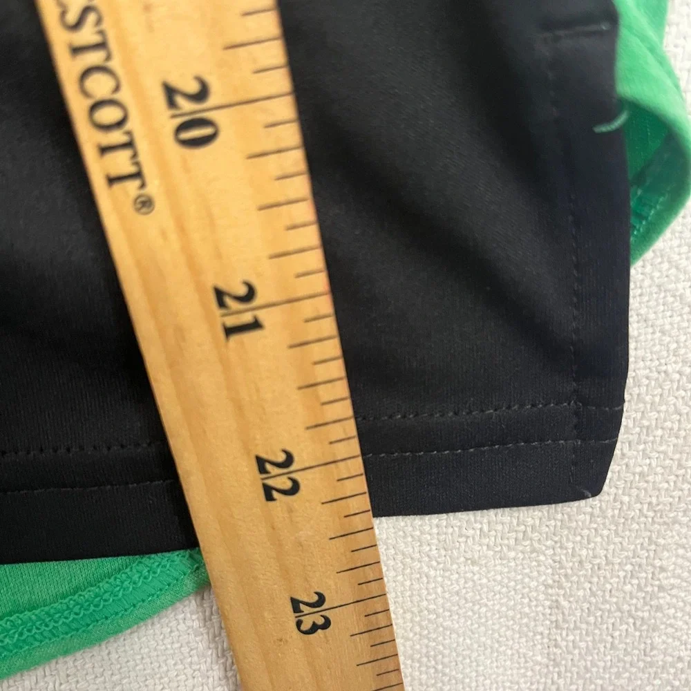 Under Armour HeatGear Youth Large Green Black Short Sleeve Hoodie Graphic Logo